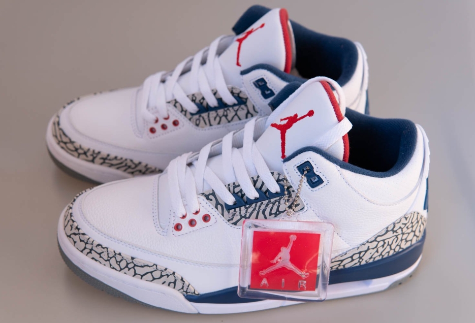 Jordan 3 Retro True Blue