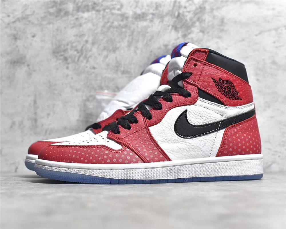 Jordan 1 Retro High Silver Toe