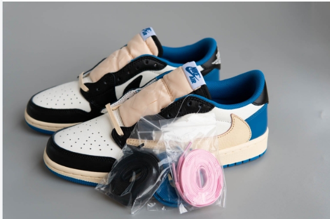Jordan 1 Retro Low Travis Scott Fragment Military Blue
