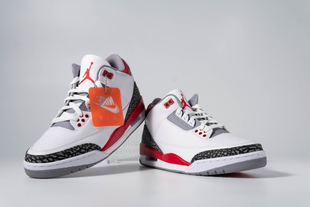 Jordan 3 Fire Red 2022