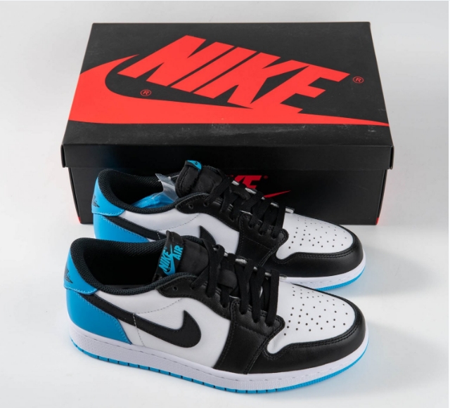 Jordan 1 Retro Low OG Black Dark Powder Blue