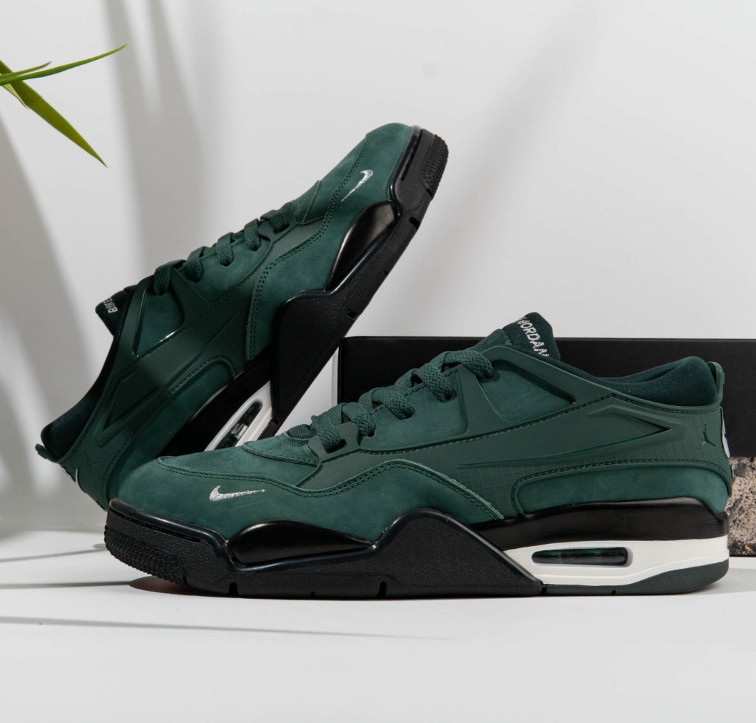 Jordan 4 RM SP Nigel Sylvester Grandma's Driveway