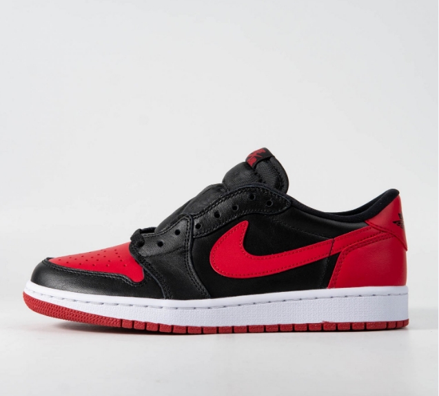 Jordan 1 Retro Low Bred